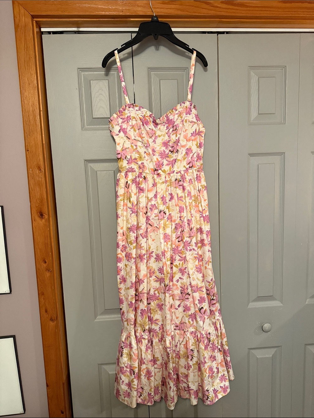 Storia Pink & Cream Floral Midi Dress
